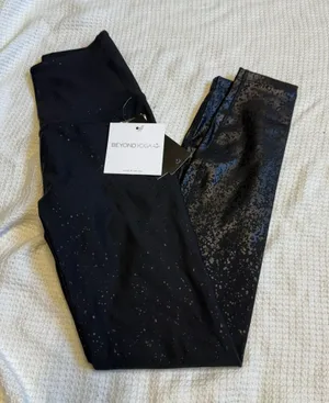 Beyond Yoga Leggings thumbnail 1