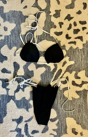 Abercrombie and Fitch Black and White String Bikini thumbnail 1