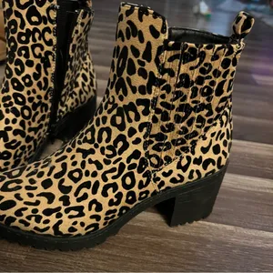 Qupid Cheetah Print Booties size 7 NWOT thumbnail 3