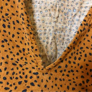 Ann‎ Taylor Factory Linen Dalmatian Polka Dot Puff Sleeve Blouse Rust Orange XS thumbnail 4
