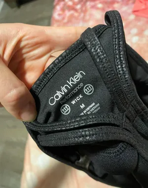 Calvin Klein performance crop top built in bra thumbnail 4