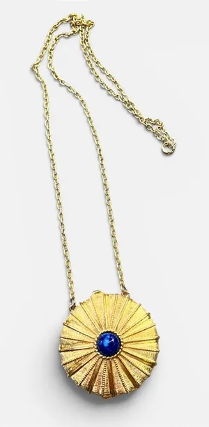 Estee Lauder Gold Tone Solid Perfume Compact Pendant Locket Necklace 70's thumbnail 1