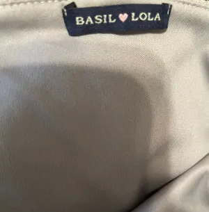 Basil Lola Shimmer gold mini cocktail dress thumbnail 5