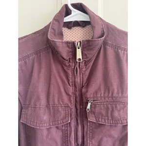 Carhartt women's El Paso Ripstop Utility Vest in Blackberry size XS‎ (0/2) thumbnail 2