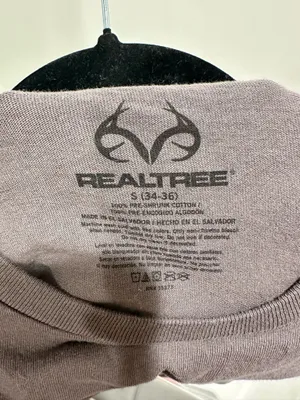 REALTREE - Grey and Green Logo Tee - Brand new, never worn! thumbnail 4