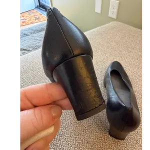 Stuart Weitzman Women's Black Leather‎ Almond Toe Slip On Pumps 5 1/2 M thumbnail 5