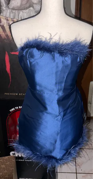 Lulu's Midnight Blue Strapless Feather Mini Dress size S thumbnail 4