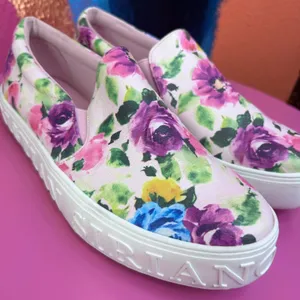 Christian Siriano Womens 7.5 Slip On‎ Sneakers Pink Floral Platform EUC thumbnail 1