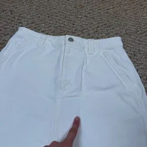 TNA Aritzia White Denim Carpenter Long Midi Maxi Skirt Utility Workwear Size 4 thumbnail 6