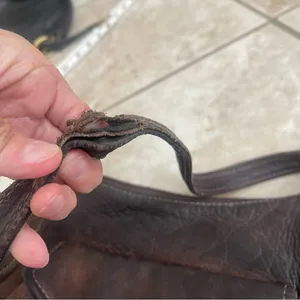Vintage Fossil Messenger Bag, Crossbody Bag~ Dark Brown Leather STRAP HAS‎ wear thumbnail 4