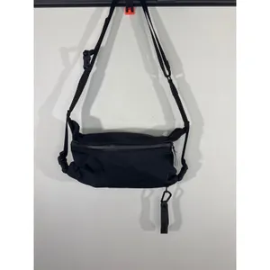 Lululemon All Hours Belt‎ Bag Crossbody Fanny Backpack 4.5L Black Color thumbnail 3