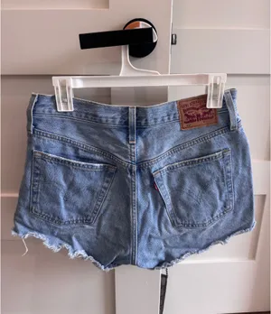 501 Levi’s Denim Shorts High-Rise thumbnail 2