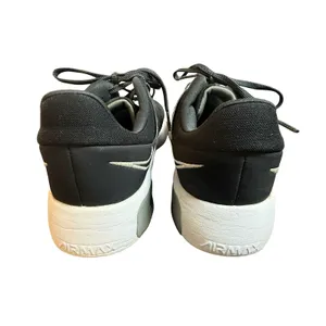 Nike Air Max Bella TR 5 Womens Training‎ Shoes Black White CW3398-002 Size 8 thumbnail 2
