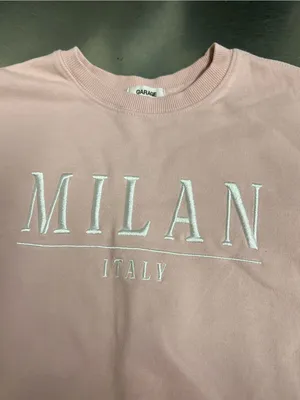 Garage Milan Italy Embroidered Pink Crewneck Sweatshirt - Size Medium - VGUC thumbnail 3