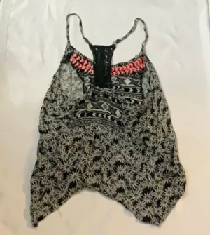 American Rag Black/White Floral Tribal Handkerchief Hem Tank M Southwestern Boho thumbnail 1