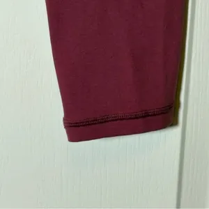 Offline by Aerie. 7/8 high rise Real Me Sz Medium. thumbnail 6