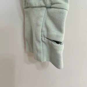 Oakley Womens Mint Green Cropped Hoodie Back Cutout Thumbholes XL Performance‎ thumbnail 3