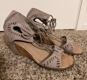 Steve Madden nyc heeled sandals thumbnail 1