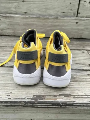 Nike Huarache Run GS 'Yellow' Size 6y Women’s Size 7.5 thumbnail 5