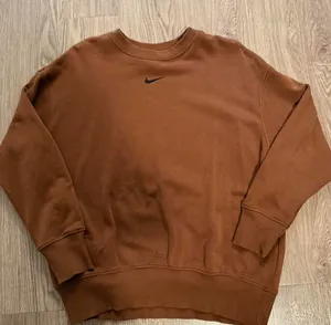 Nike Oversized Brown Crewneck thumbnail 2