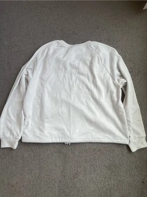 Rae Dunn 'BELIEVE' Crewneck Sweatshirt - Light Gray thumbnail 2