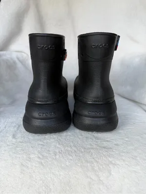 Crocs Unisex Crush Ankle Boots M6 / W 8 With Charms thumbnail 7