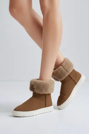 UGG Boots Women’s Classic Short 7 Brown II Chestnut thumbnail 1