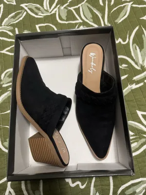 Wondering open heel shoe thumbnail 1
