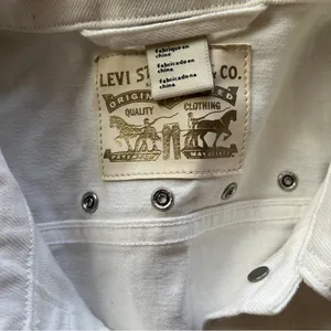 Levi's White Denim Jean Western Vest with Metal Accents NWT thumbnail 3