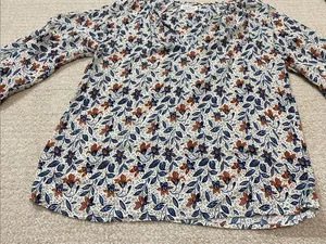 Velvet by Graham & Spencer White Floral V-Neck Blouse with Blue & Brown Accents thumbnail 14