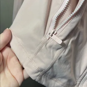 Lululemon define Light Pink Utility Jacket Sz 4 thumbnail 5