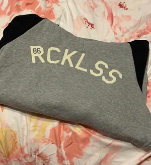 Sweatshirt thumbnail 2