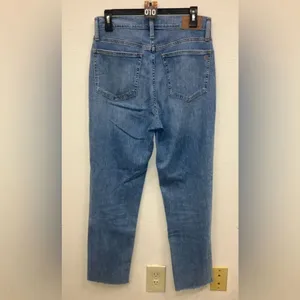 Madewell “The Perfect Vintage Jean” Classic Medium Wash Distressed Raw Hem Sz 28 thumbnail 2