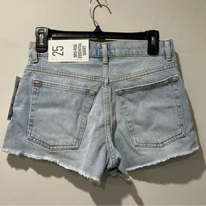 BDG Urban Outfitters‎ Denim Essential Midrise Esse Shorts 25 Blue Wash Cutoff thumbnail 3
