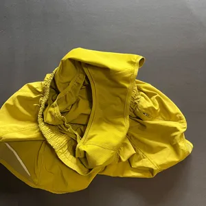 LULULEMON Hotty Hots Athletic Shorts Yellow/Green 2” Inseam Women’s Sz 6 GUC thumbnail 7