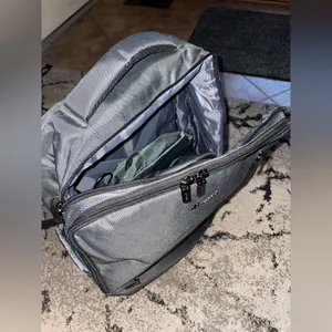 ⚠️ SOLD ⚠️Travel backpack Gray thumbnail 3