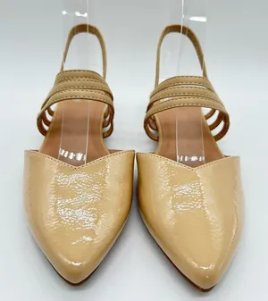 Journee Collection Sandal Womens 7 Tan Brinnery Ballet Flat Sandals‎ thumbnail 1