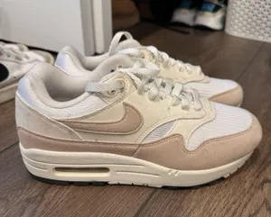 Nike Air Max thumbnail 1