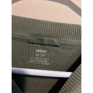 aerie sweatshirt thumbnail 3