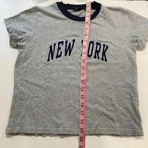 Brandy Melville New York Graphic Baby Tee Gray Ringer Crop Top One Size thumbnail 7