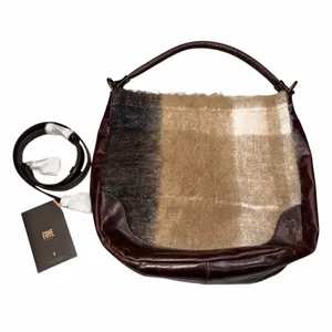 Frye Melissa Fuzzy Blanket Bucket Hobo Bag Purse Shoulder Bag Crossbody thumbnail 3