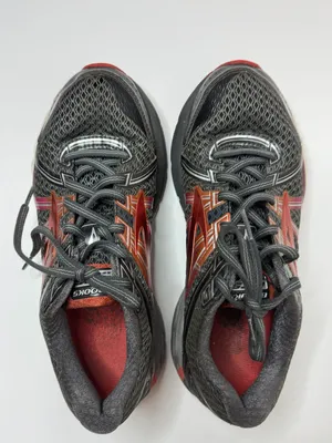 Brooks GTS 17 Size 7 Running Shoes thumbnail 4