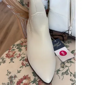 Universal Threads New white cowboy boot 5 wide calf new thumbnail 4