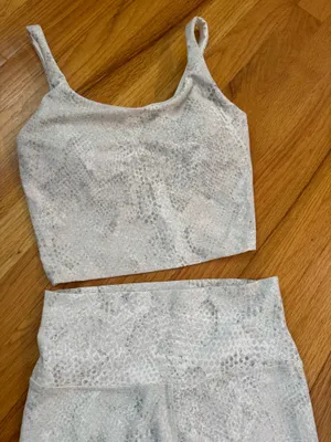 Old Navy Active Tank Top Women’s thumbnail 1