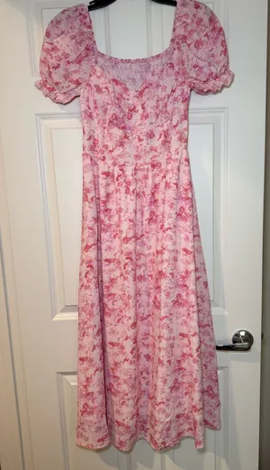 Pink Floral Puff-Sleeve Women’s Dress Size M NWT thumbnail 1