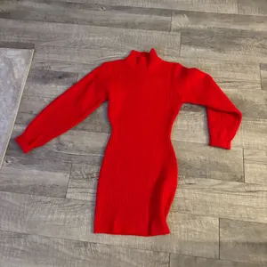 H&M sweater thumbnail 5
