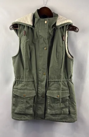 Women’s Market & Spruce Medium Army Green Faux Fur Lined Vest thumbnail 1