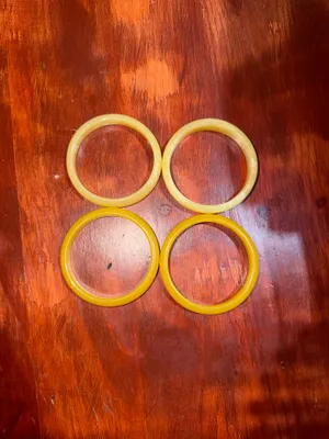 AliExpress 4 Resin Acrylic Round Bangle Set thumbnail 4
