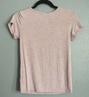 American Eagle • Soft and Sexy Mauve Striped V-Neck Shirt Size Small thumbnail 2