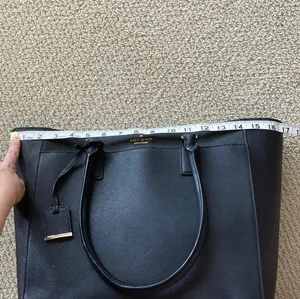 Kate Spade Large Black Tote Bag Multi Compartments Zip Top Closure Laptop EUC thumbnail 3
